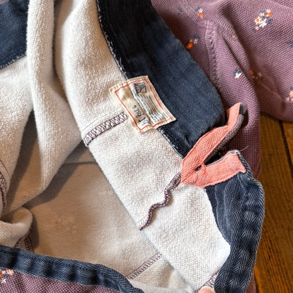 Fat Face Purple Floral Airlie Sweatshirt Quarter Zip - Picture 11 of 11